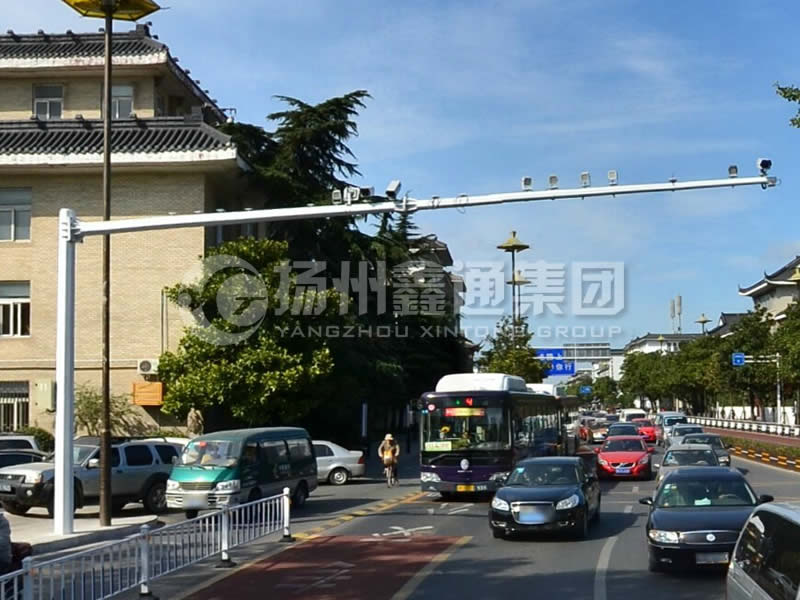 DJG-007，電子警察桿，闖紅燈抓拍桿