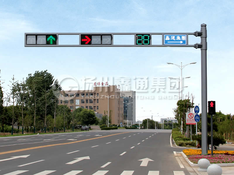 XHDG-001，八棱立桿框架信號(hào)燈桿