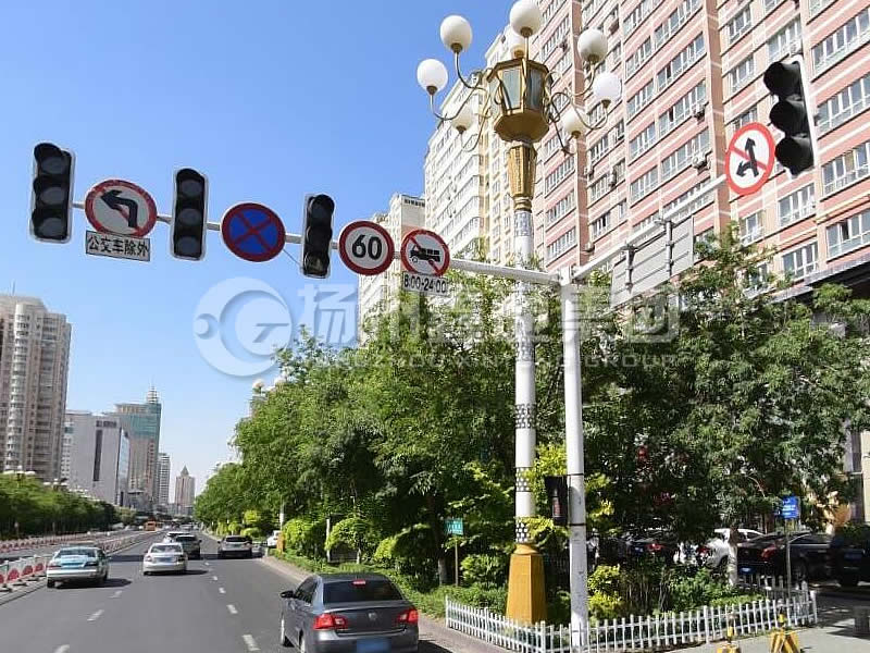 XHDG-058，八棱直角雙臂信號燈桿